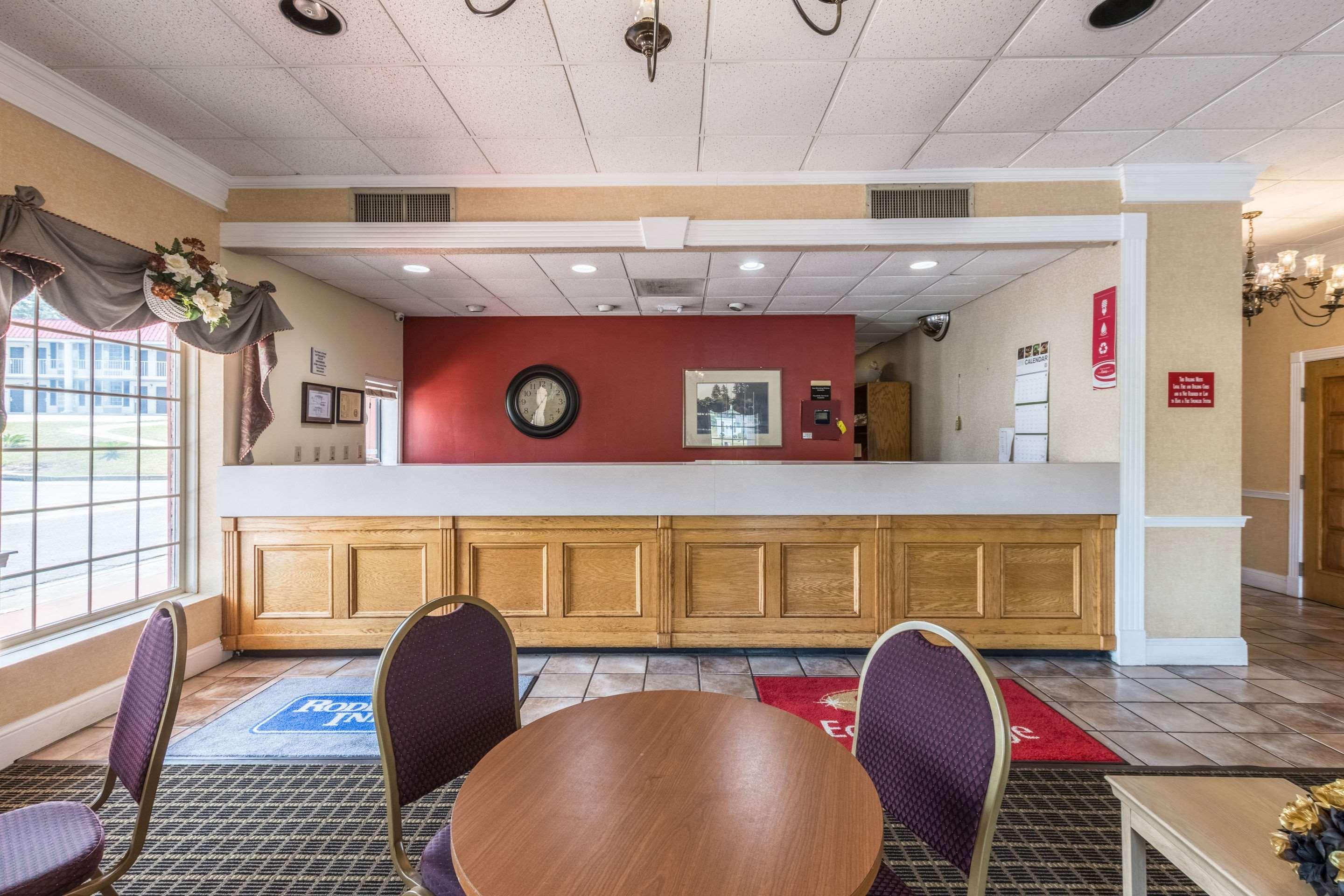 Econo Lodge Inn & Suites Orangeburg Zewnętrze zdjęcie