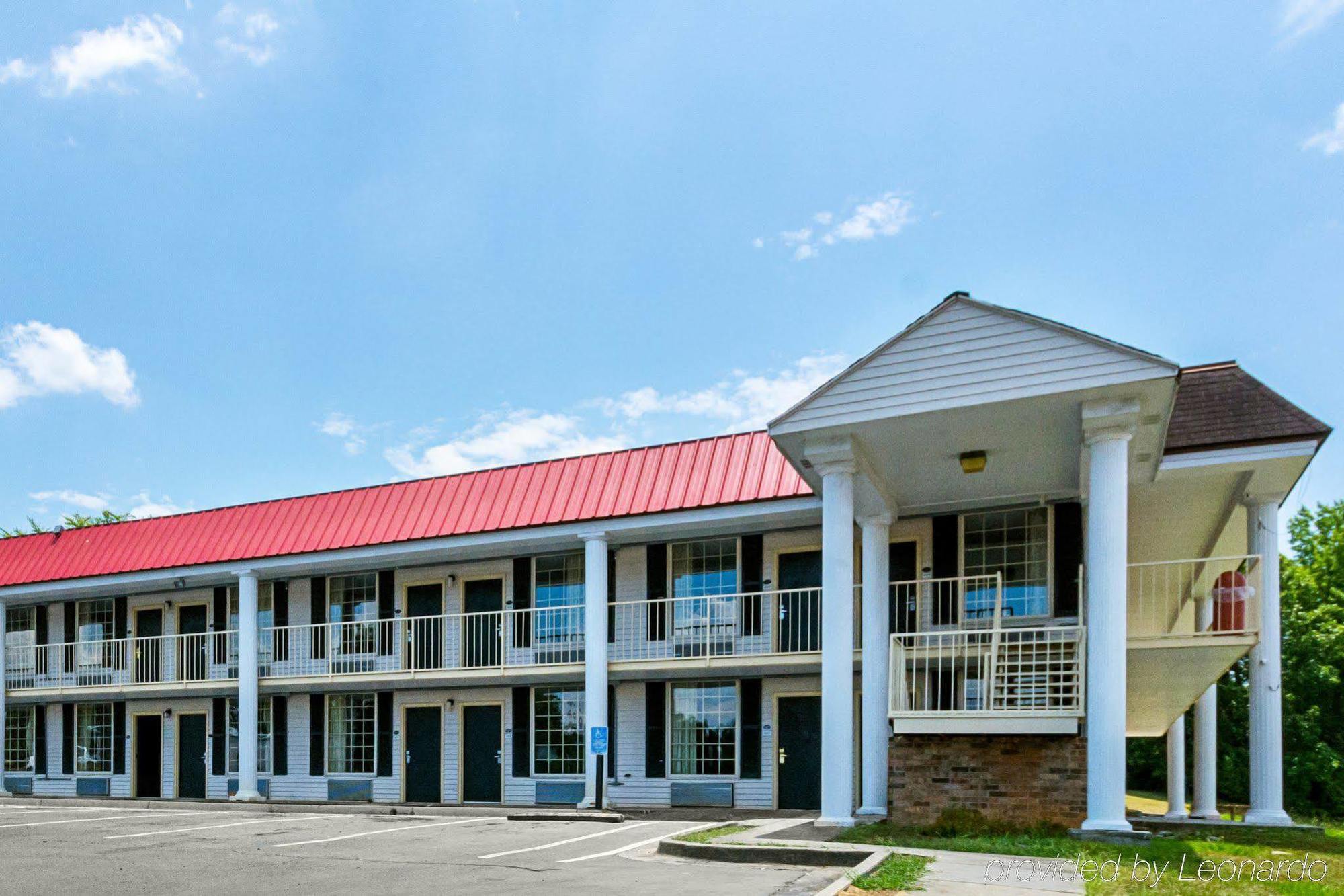 Econo Lodge Inn & Suites Orangeburg Zewnętrze zdjęcie