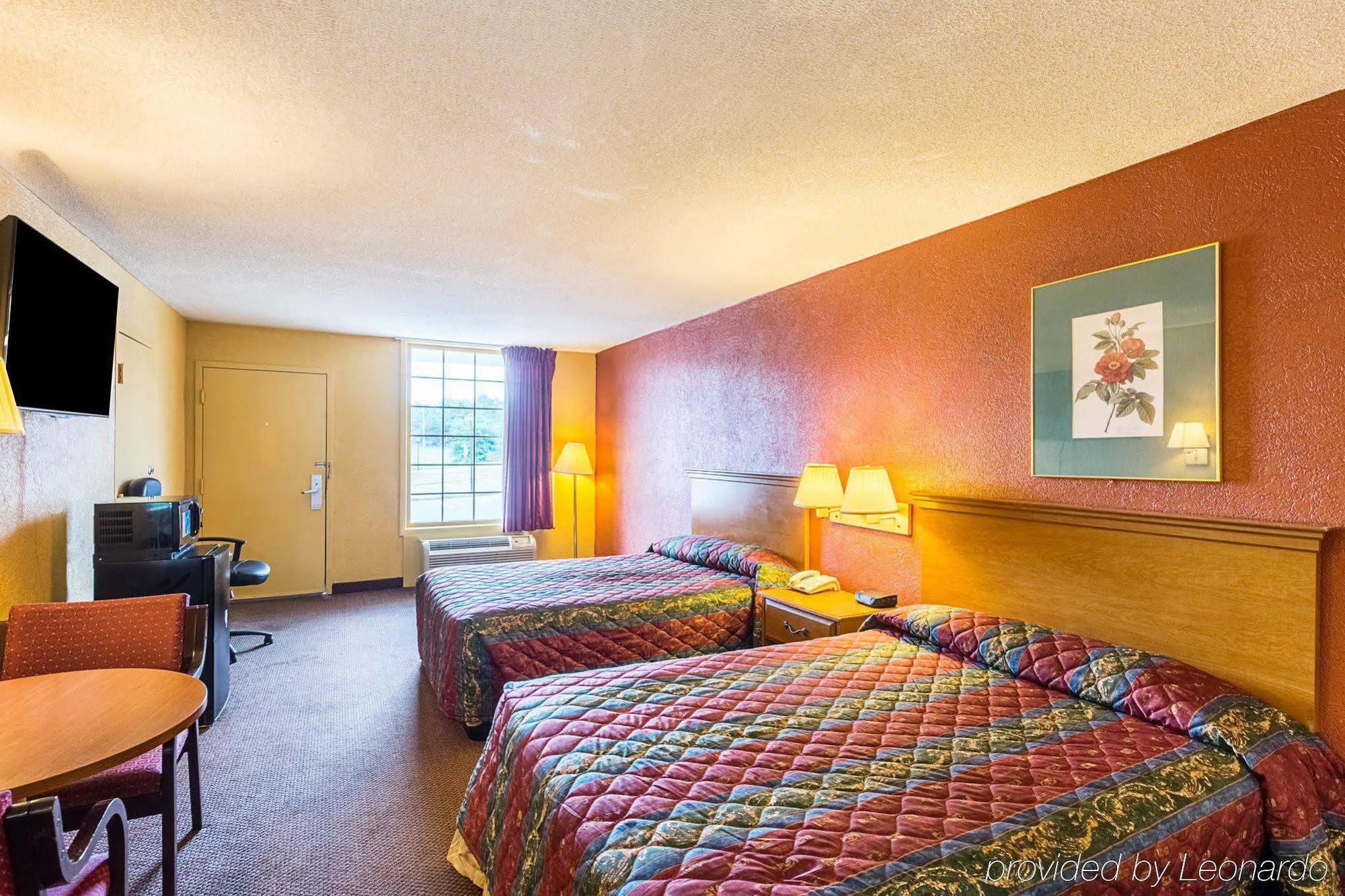 Econo Lodge Inn & Suites Orangeburg Zewnętrze zdjęcie