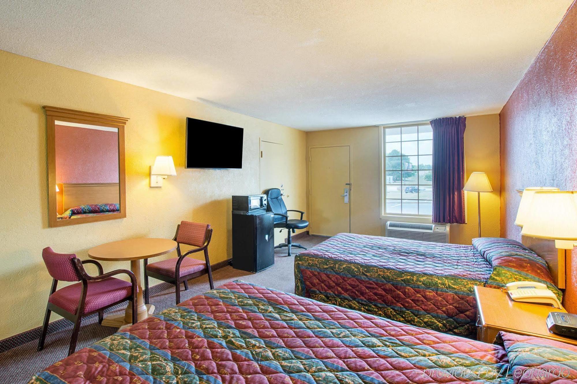 Econo Lodge Inn & Suites Orangeburg Zewnętrze zdjęcie