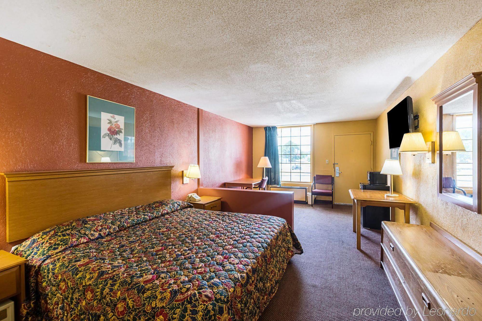 Econo Lodge Inn & Suites Orangeburg Zewnętrze zdjęcie