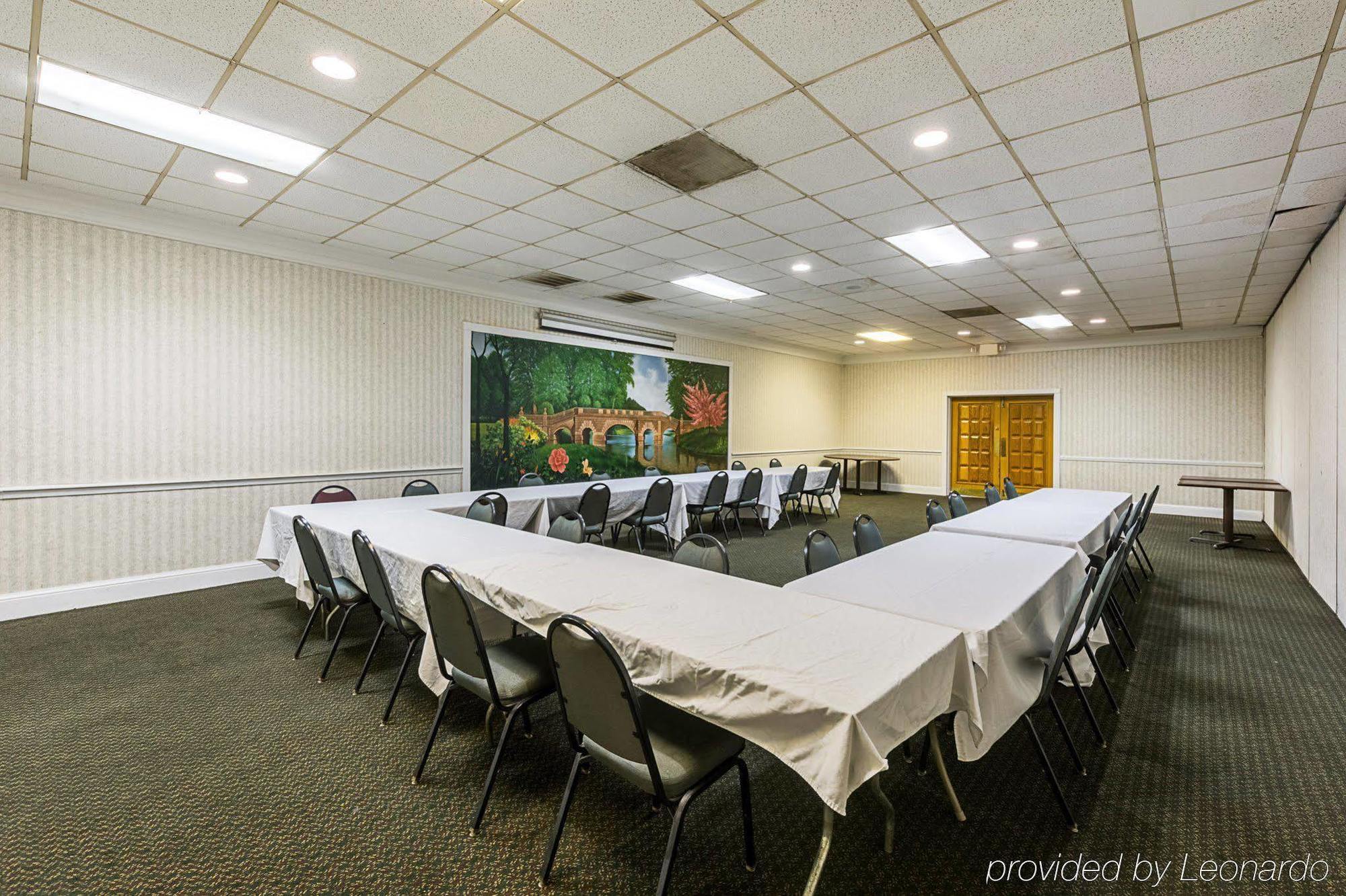 Econo Lodge Inn & Suites Orangeburg Zewnętrze zdjęcie