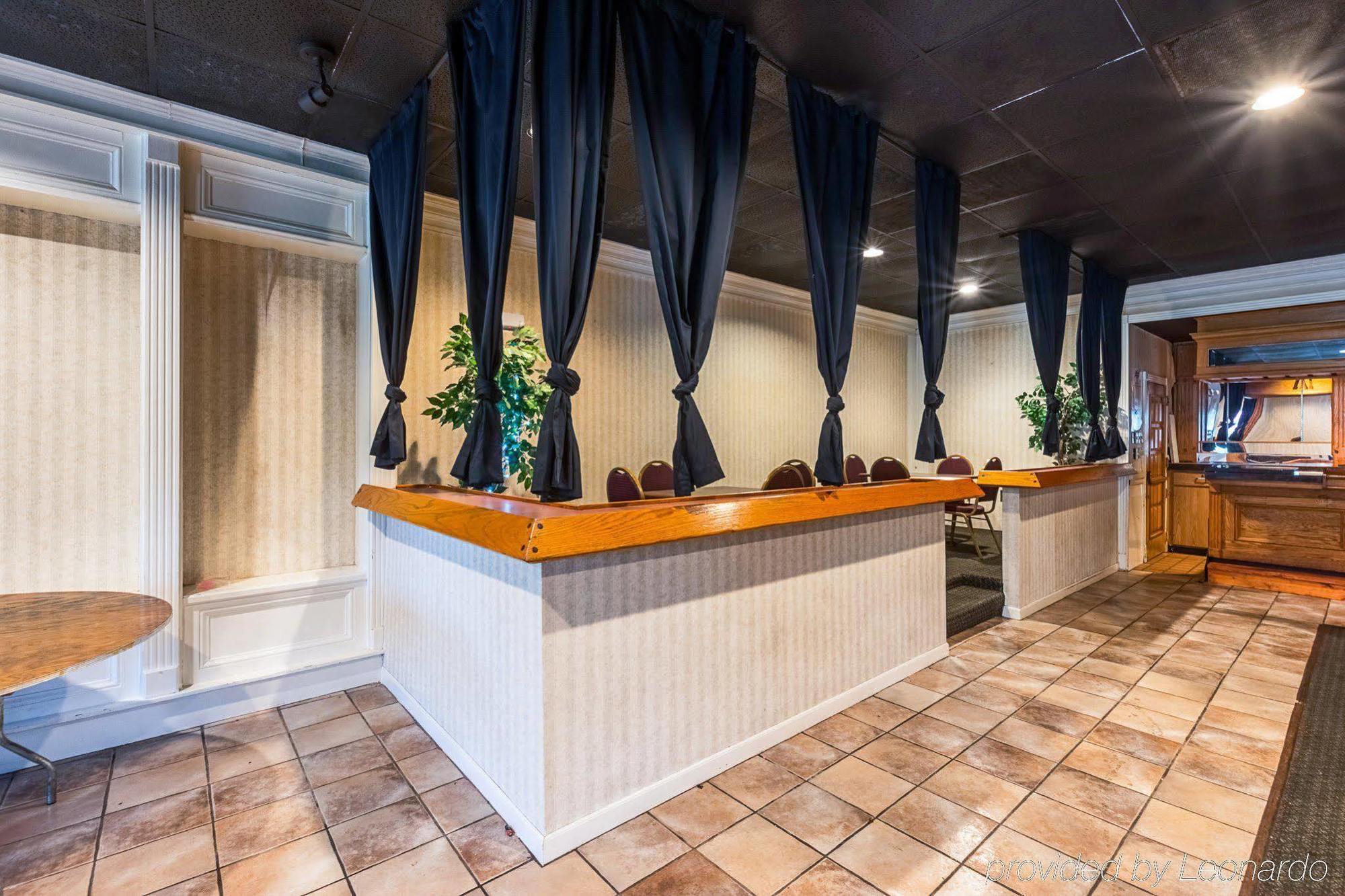 Econo Lodge Inn & Suites Orangeburg Zewnętrze zdjęcie